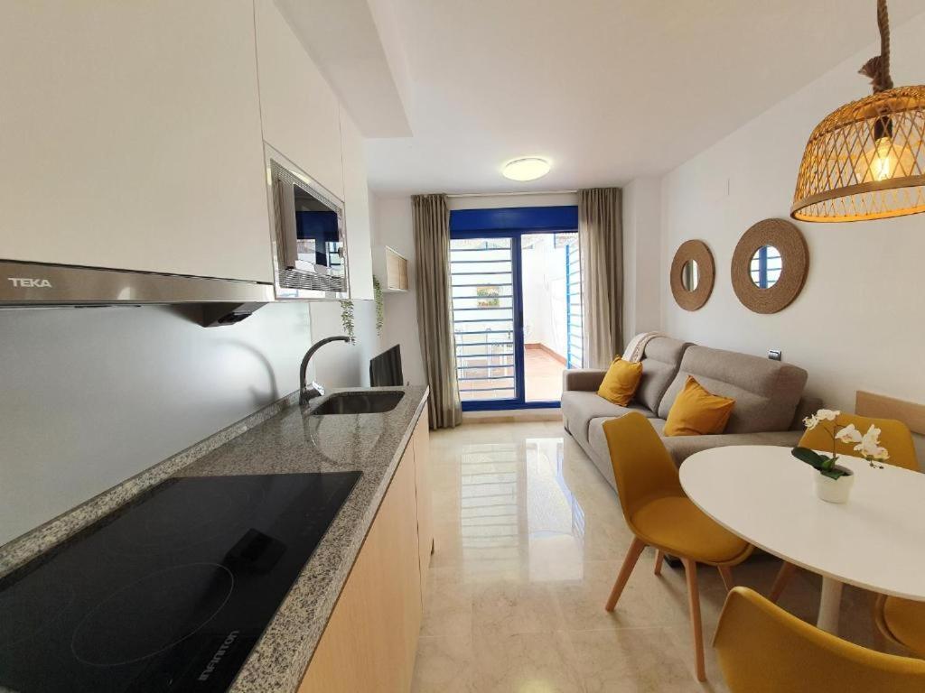 Apartamento Con Parking Con Piscina Junto A La Playa Benalmádena Exterior foto